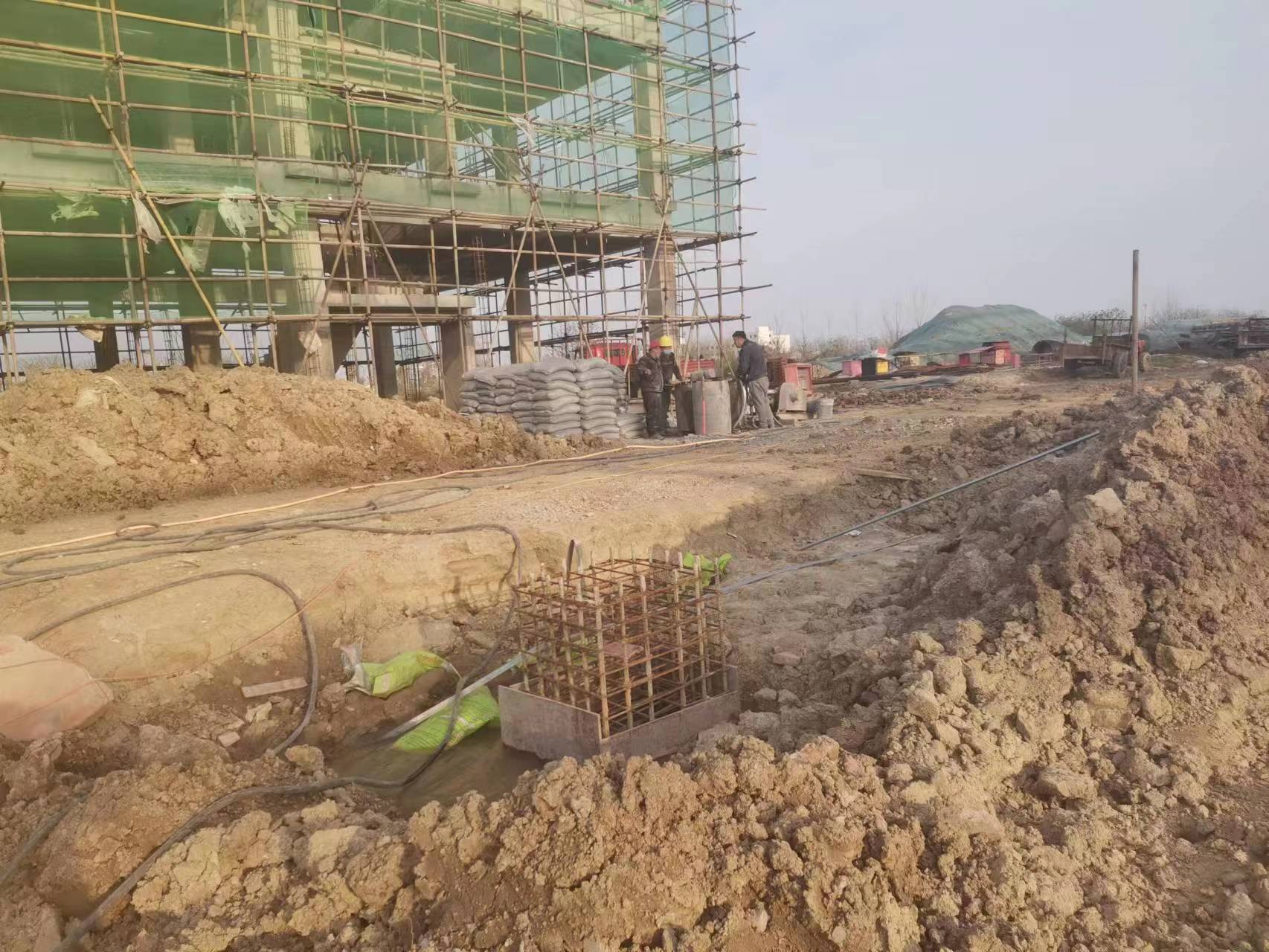 临沭当桥梁出现裂缝的时候应该及时加固修补